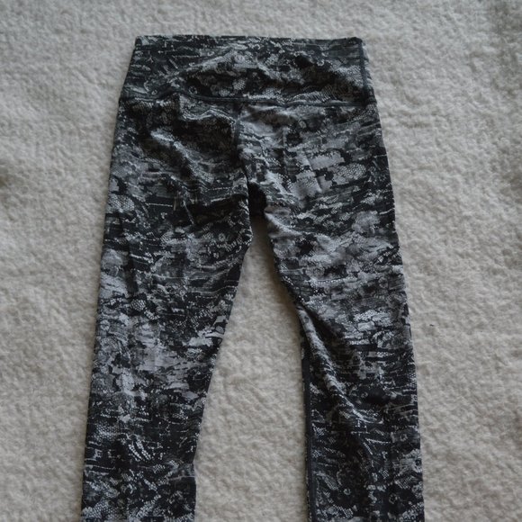 Lululemon Full Length Leggings - Picture 1 of 3